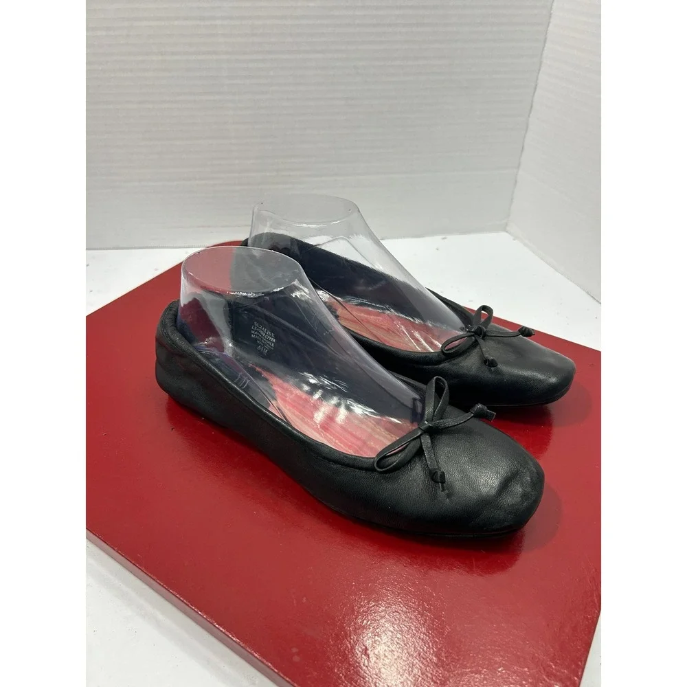 Sam & Libby Solid Ballet Flats 6.5M Black Leather Bow Balletcore Minimalist Chic